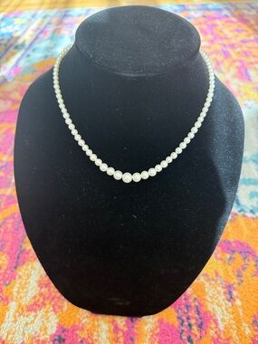 Vintage Faux Pearl Strand Necklace in White